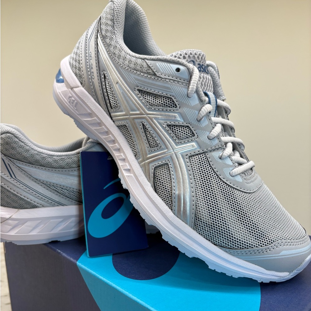 ASICS Gel-Sileo Women’s Running Shoes